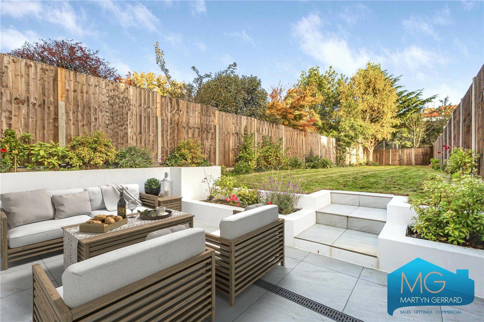 4 bedroom End of Terrace House to rent - Martyn Gerrard