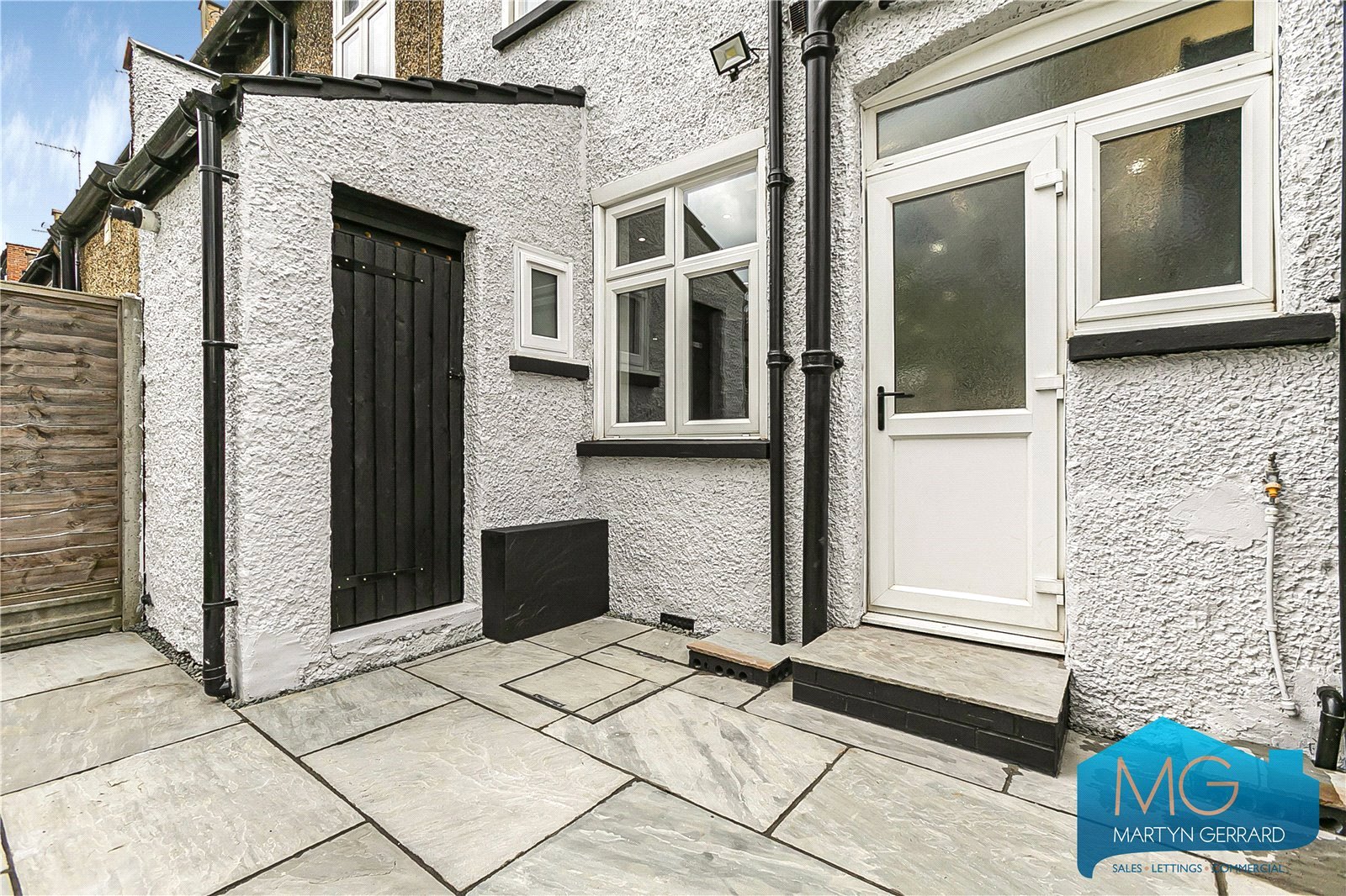 4 bedroom Terraced House to rent - Martyn Gerrard