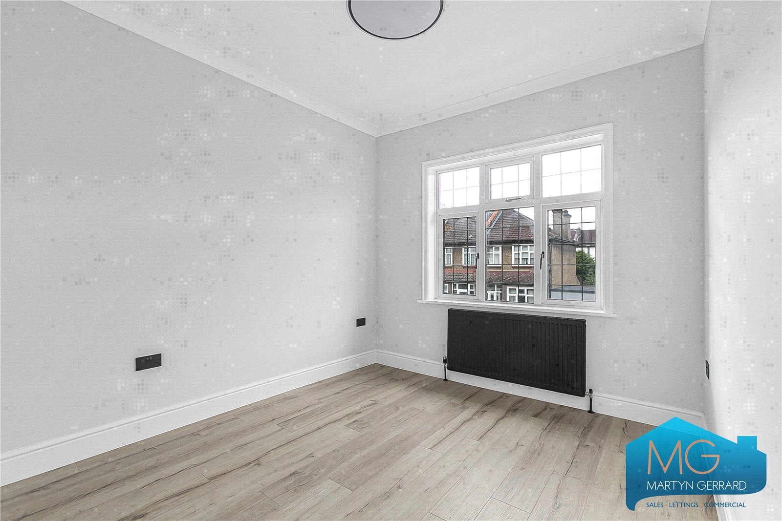 4 bedroom Terraced House to rent - Martyn Gerrard
