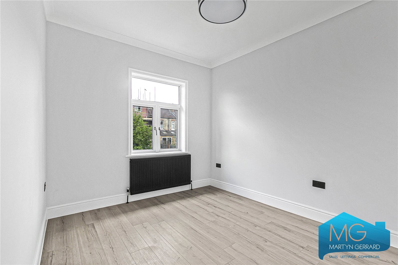 4 bedroom Terraced House to rent - Martyn Gerrard
