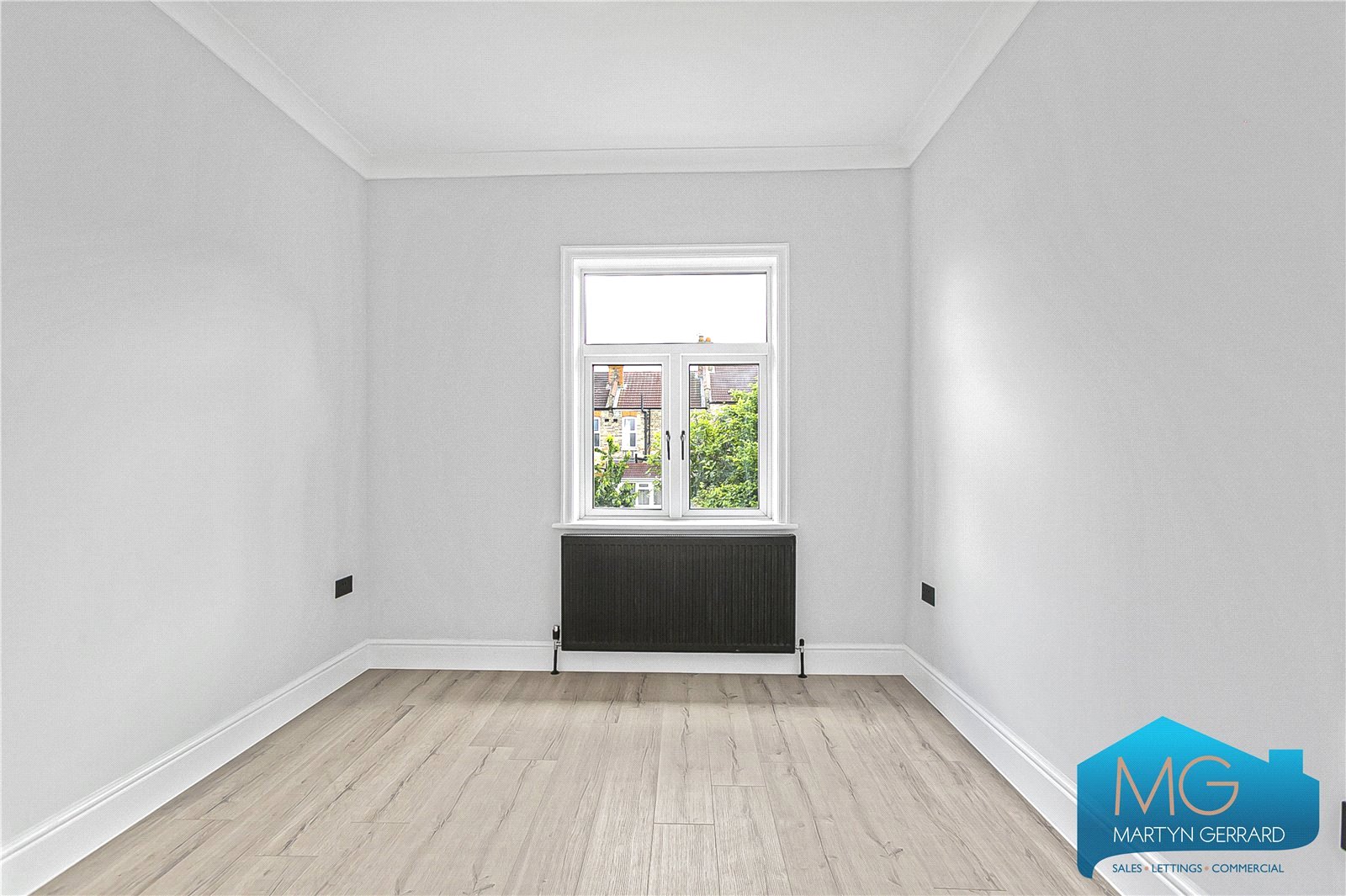 4 bedroom Terraced House to rent - Martyn Gerrard
