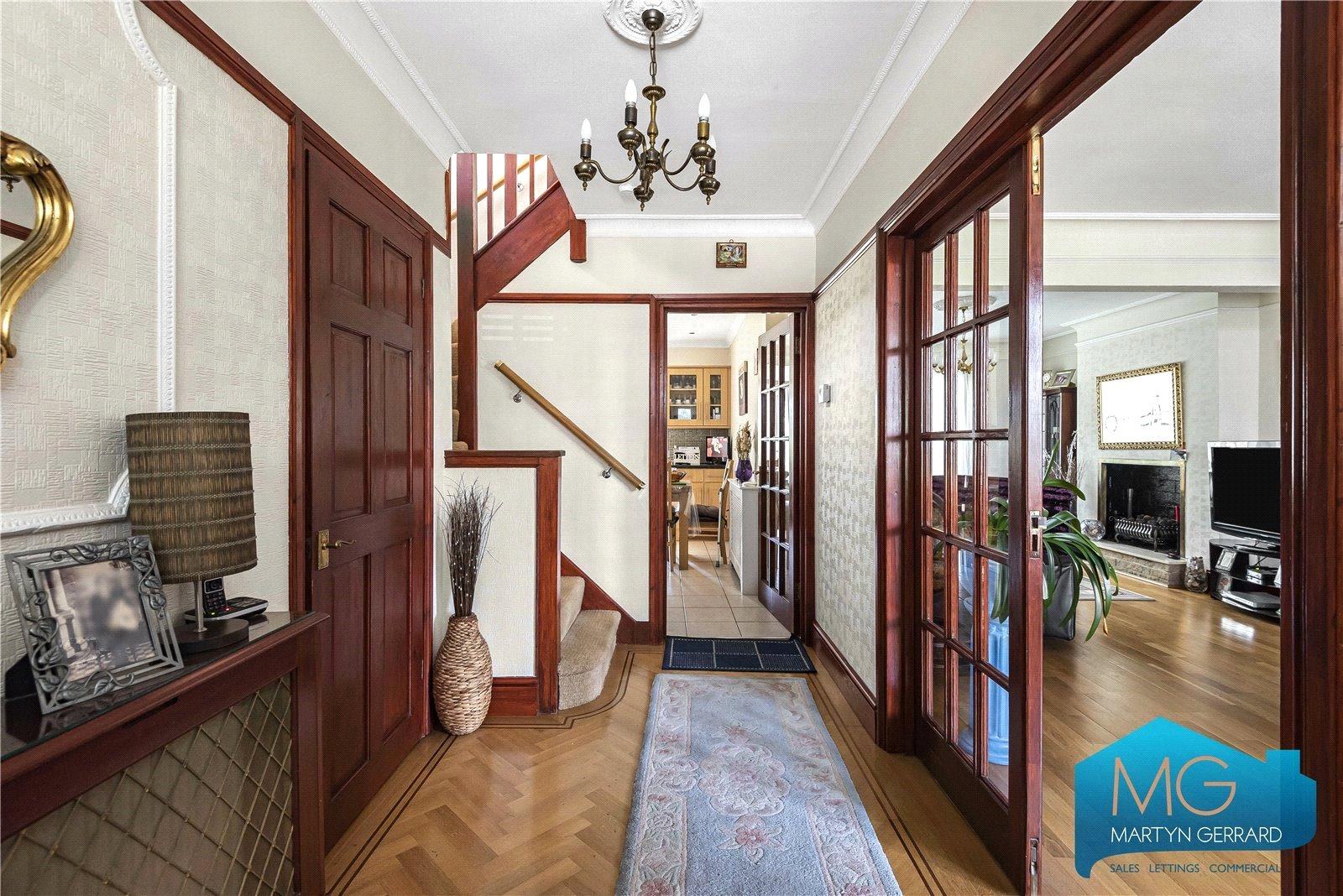 3 bedroom Semi-Detached House to rent - Martyn Gerrard