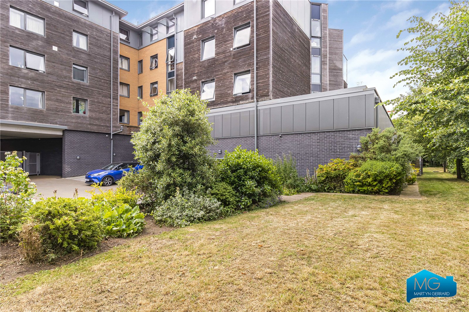 1 bedroom Apartment to rent - Martyn Gerrard