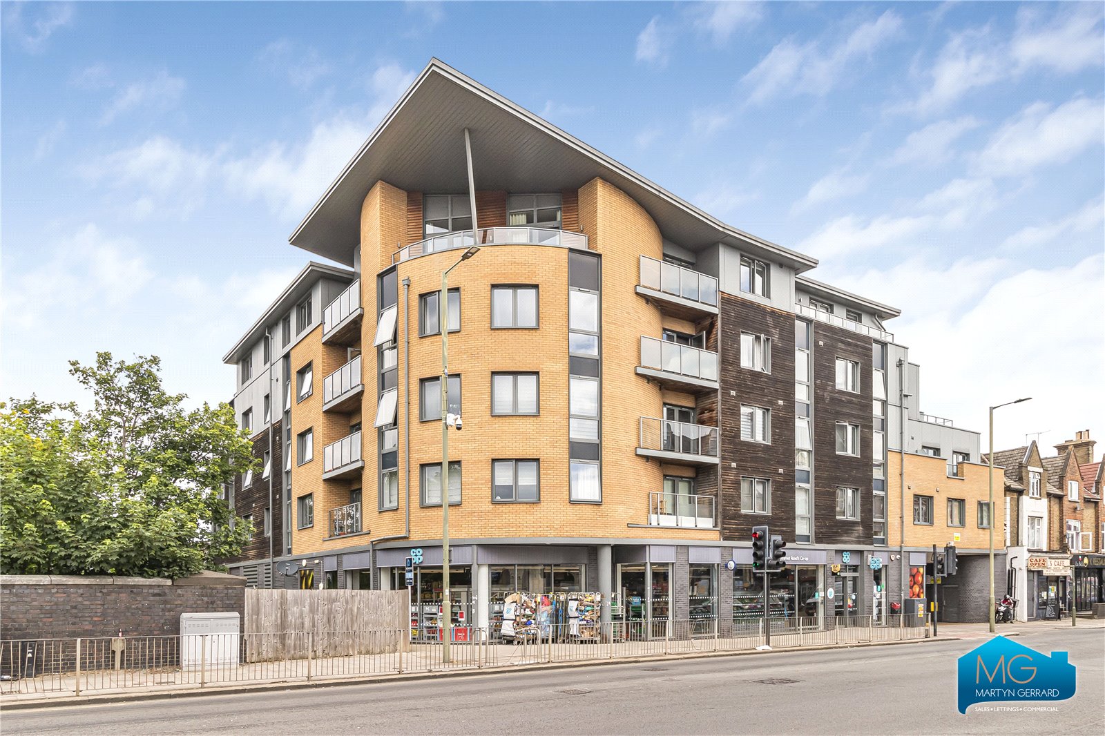 1 bedroom Apartment to rent - Martyn Gerrard