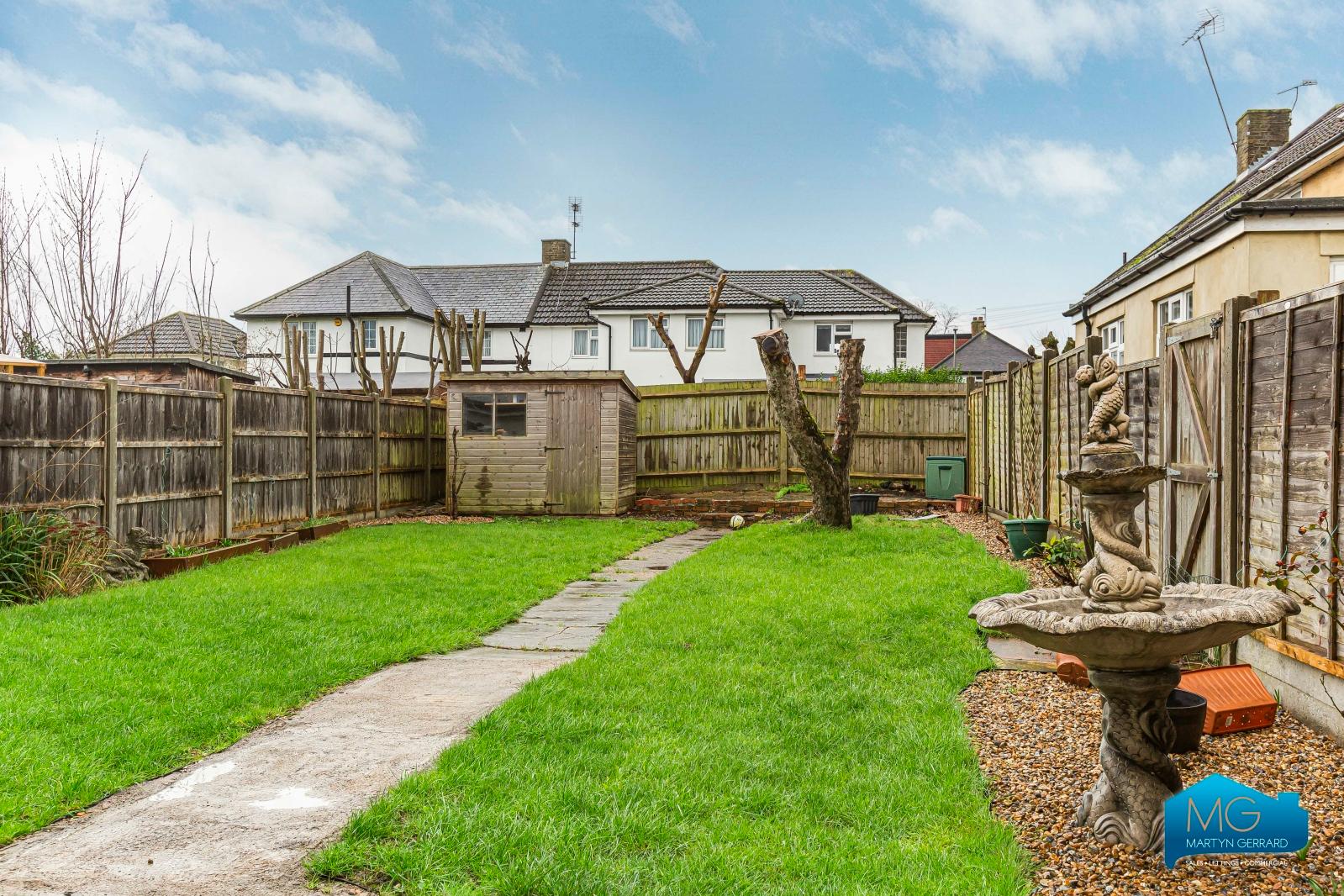 3 bedroom Terraced House to rent - Martyn Gerrard