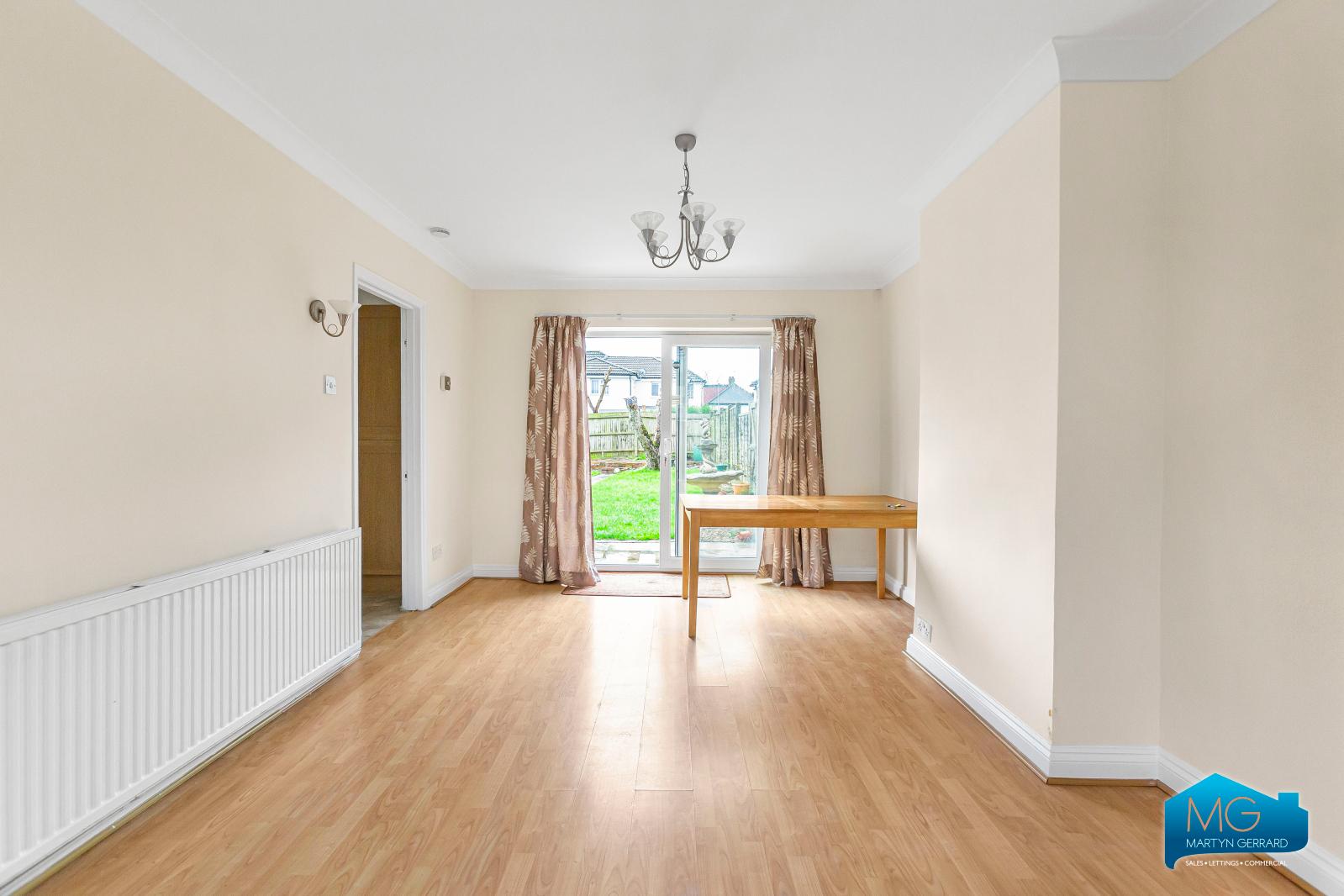 3 bedroom Terraced House to rent - Martyn Gerrard