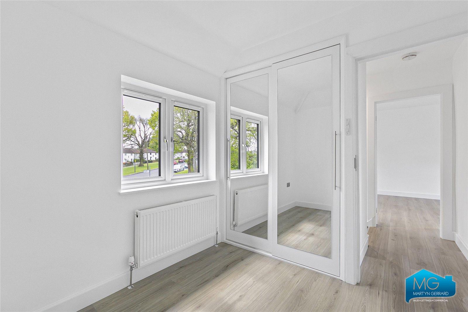 3 bedroom Semi-Detached House to rent - Martyn Gerrard