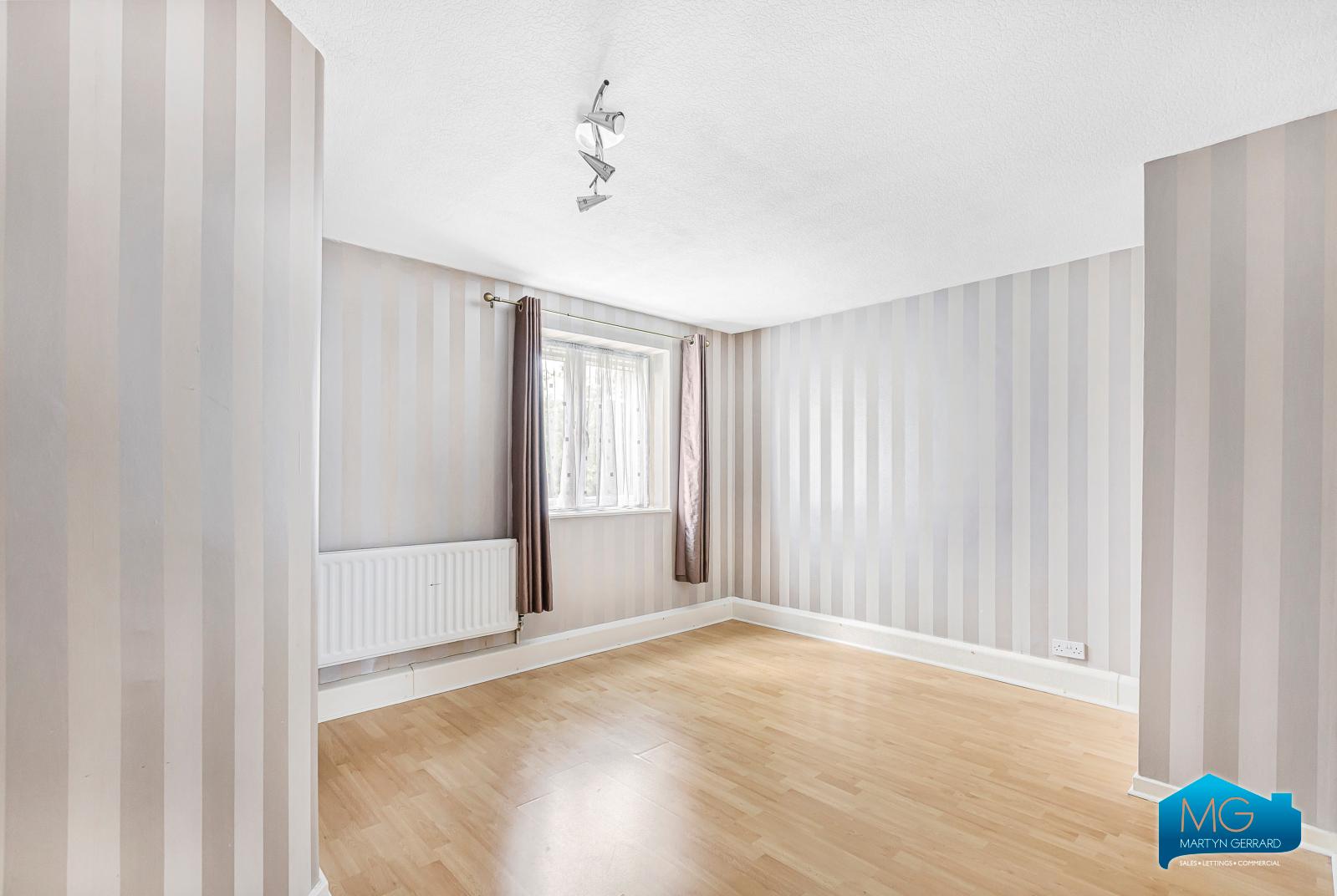 Friern Barnet Lane, Whetstone, London, N20+  - Martyn Gerrard