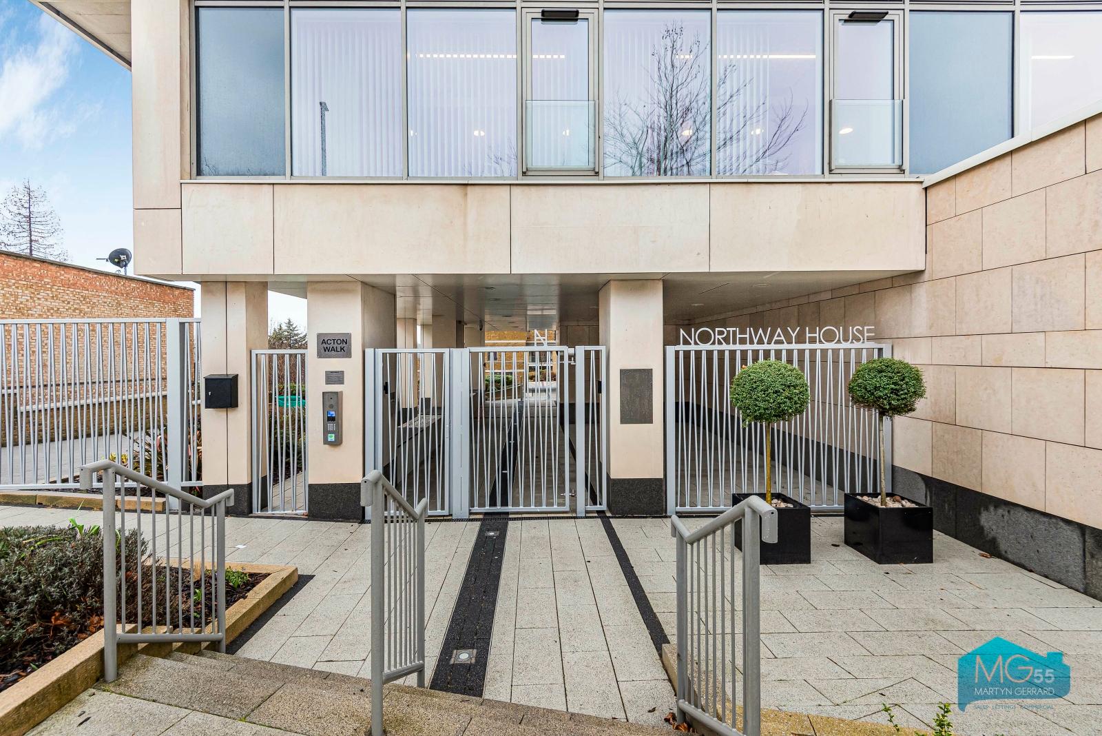 1 bedroom Apartment to rent - Martyn Gerrard