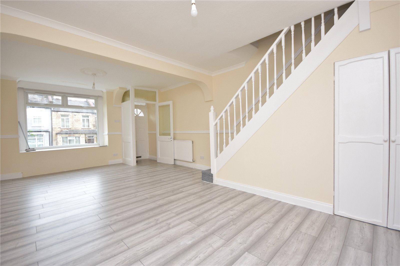 2 bedroom Terraced House to rent - Martyn Gerrard