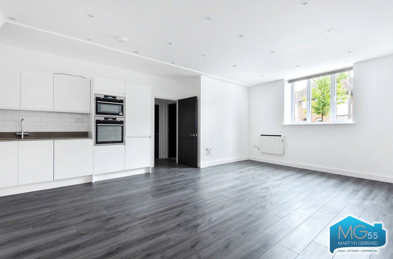 Friern Barnet Lane, Whetstone, London, N20+  - Martyn Gerrard
