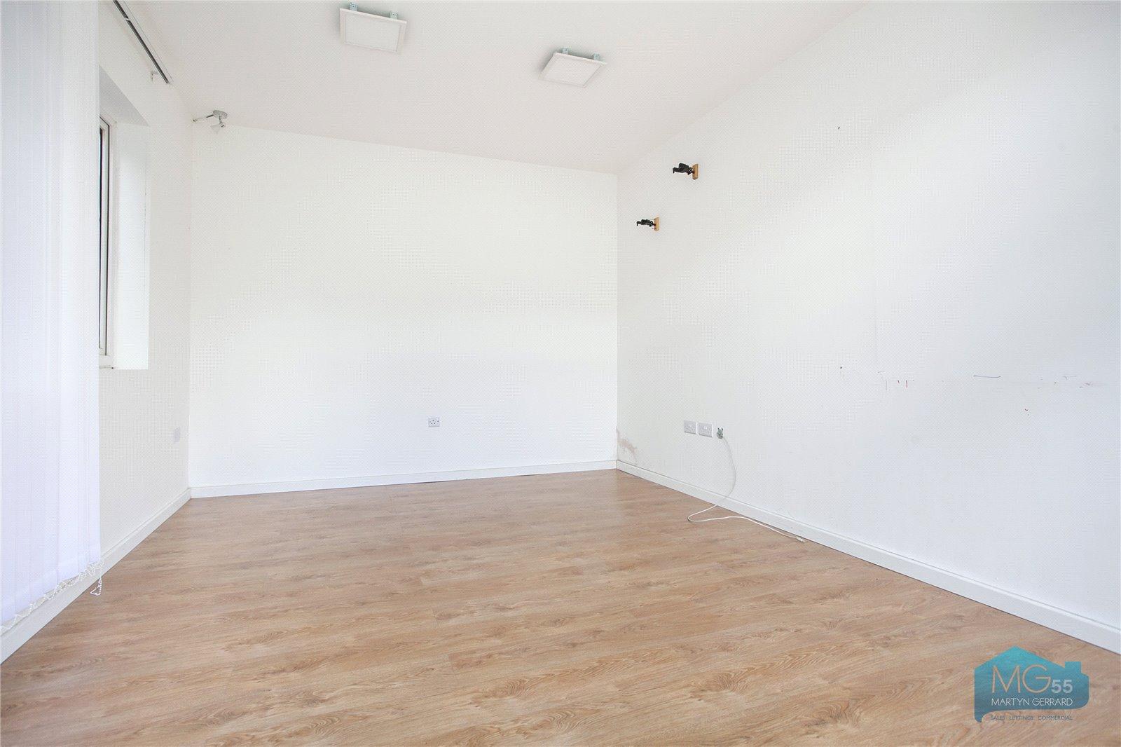 3 bedroom Terraced House to rent - Martyn Gerrard