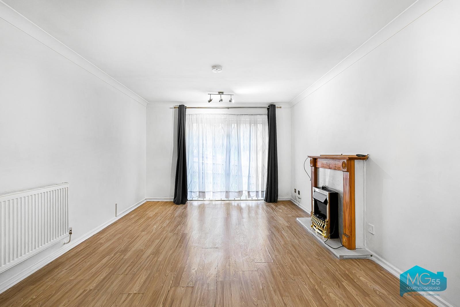1 bedroom Ground Floor Flat to rent - Martyn Gerrard