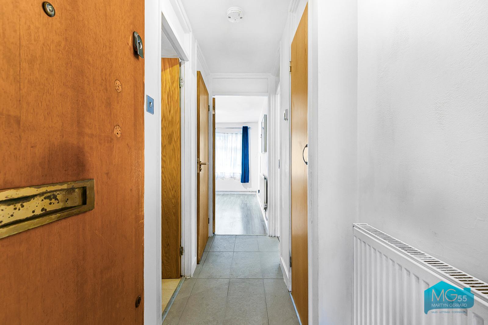 1 bedroom Ground Floor Flat to rent - Martyn Gerrard