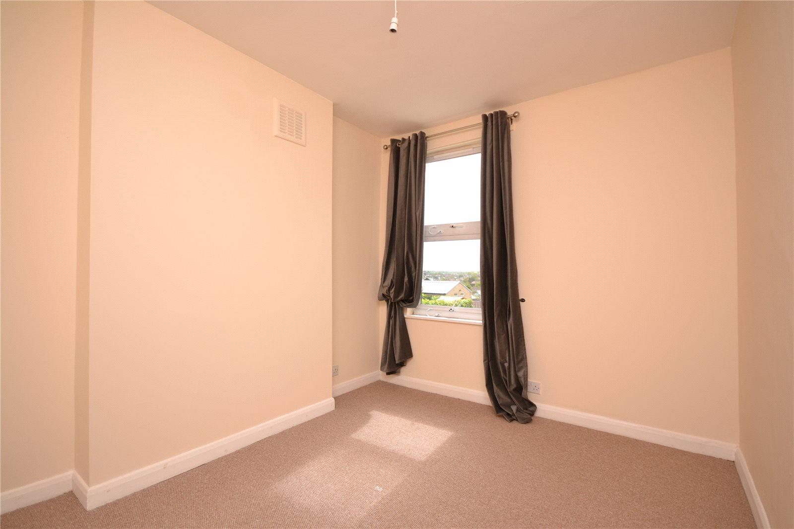 3 bedroom End of Terrace House to rent - Martyn Gerrard