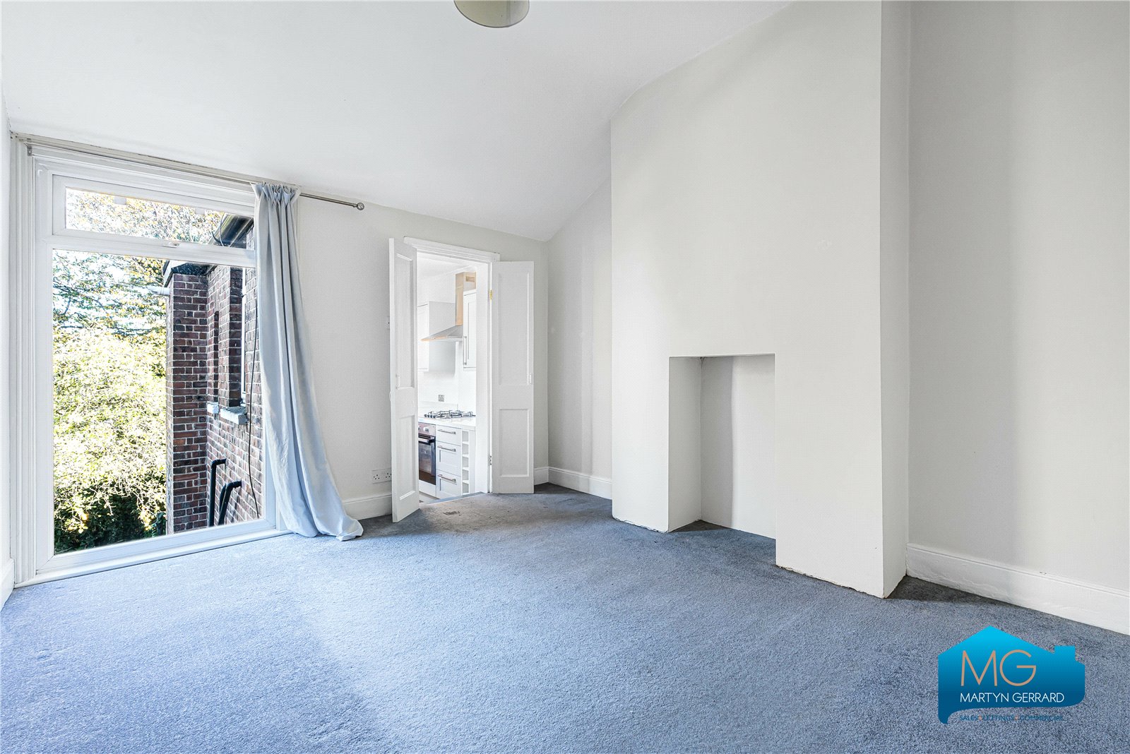 3 bedroom Maisonette to rent - Martyn Gerrard