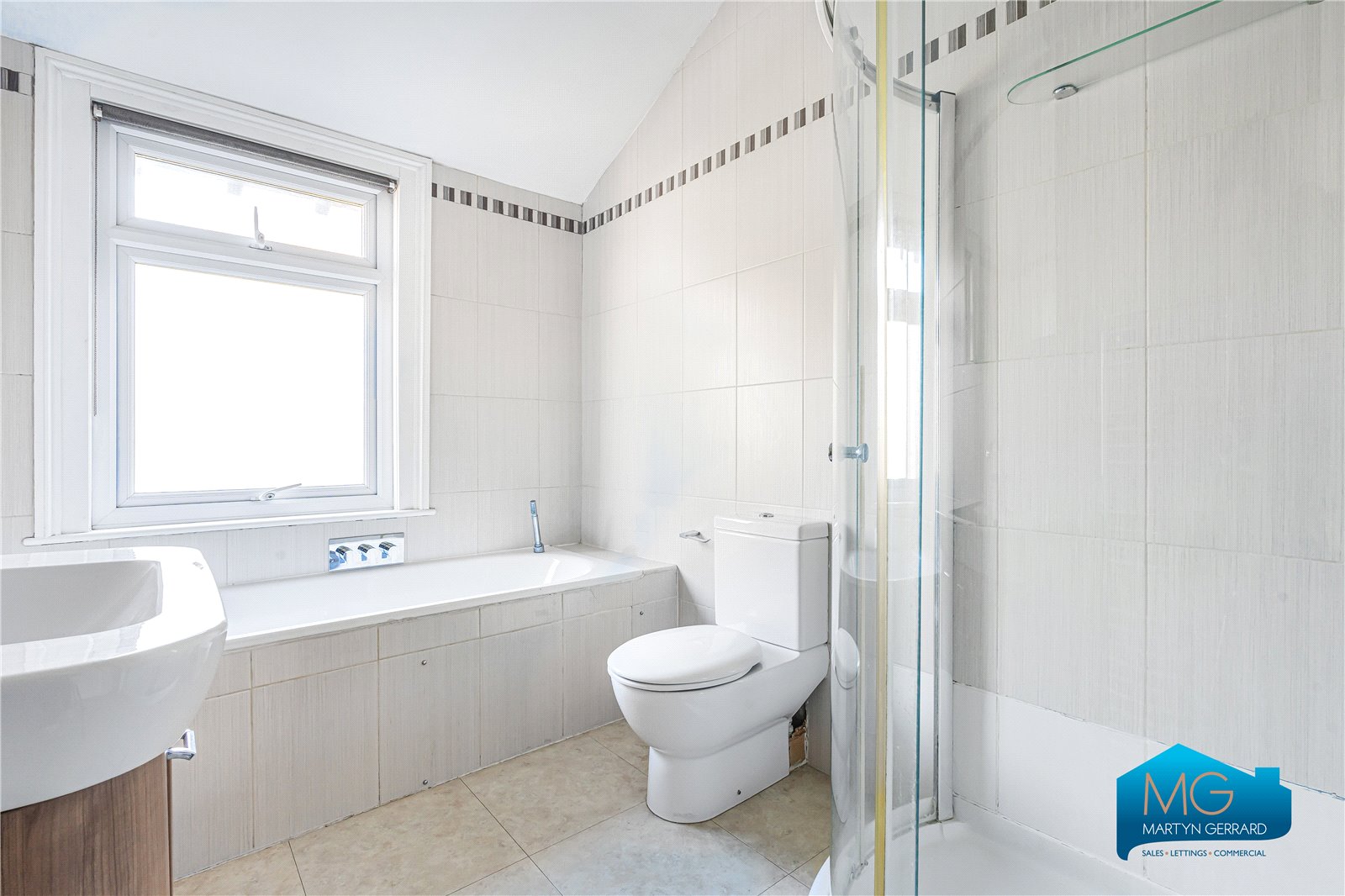 3 bedroom Maisonette to rent - Martyn Gerrard