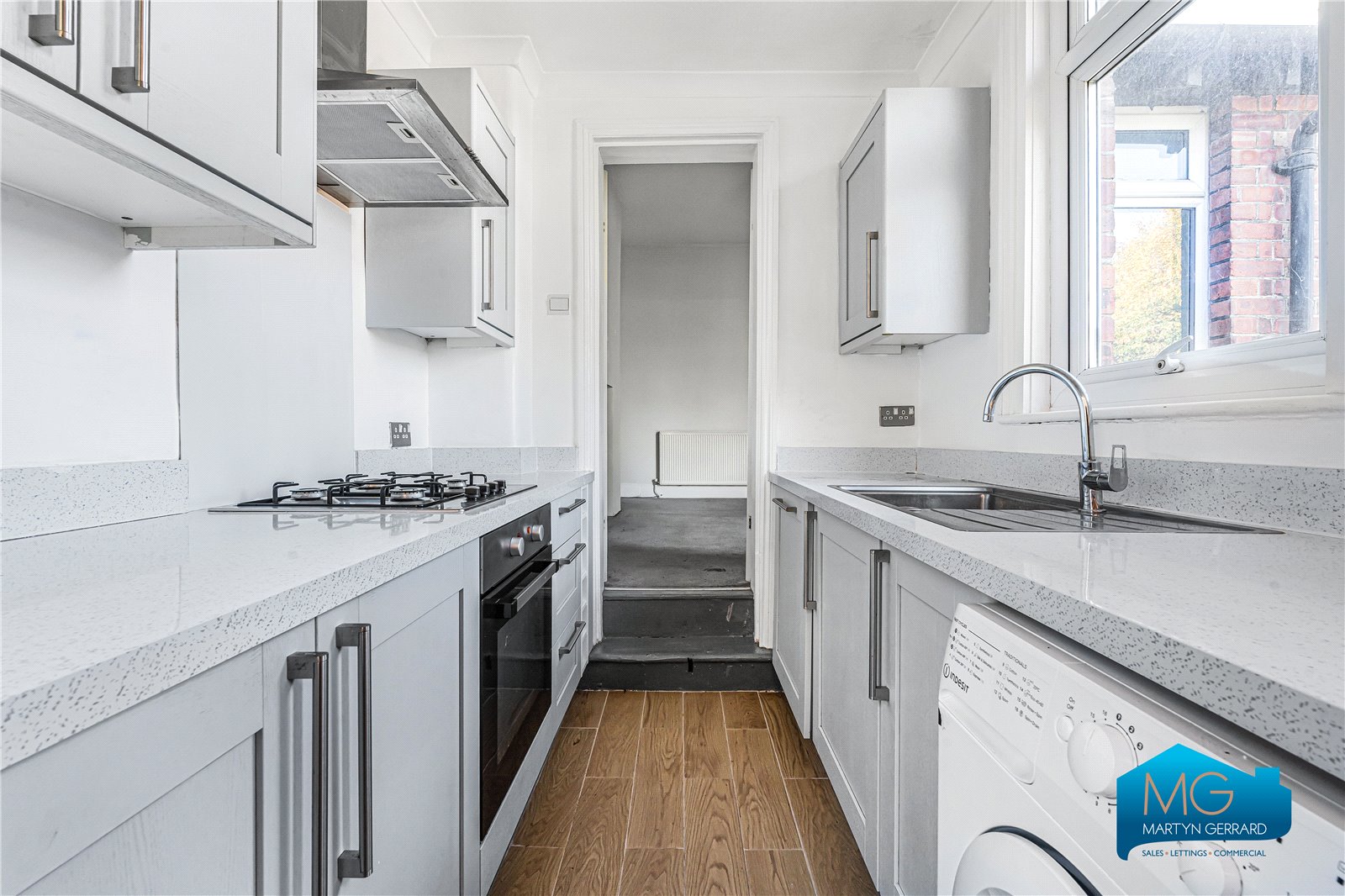 Brunswick Park Road, New Southgate, London, N11+  - Martyn Gerrard