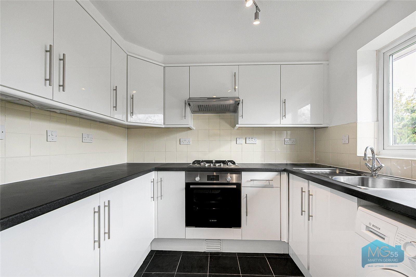 2 bedroom Apartment to rent - Martyn Gerrard
