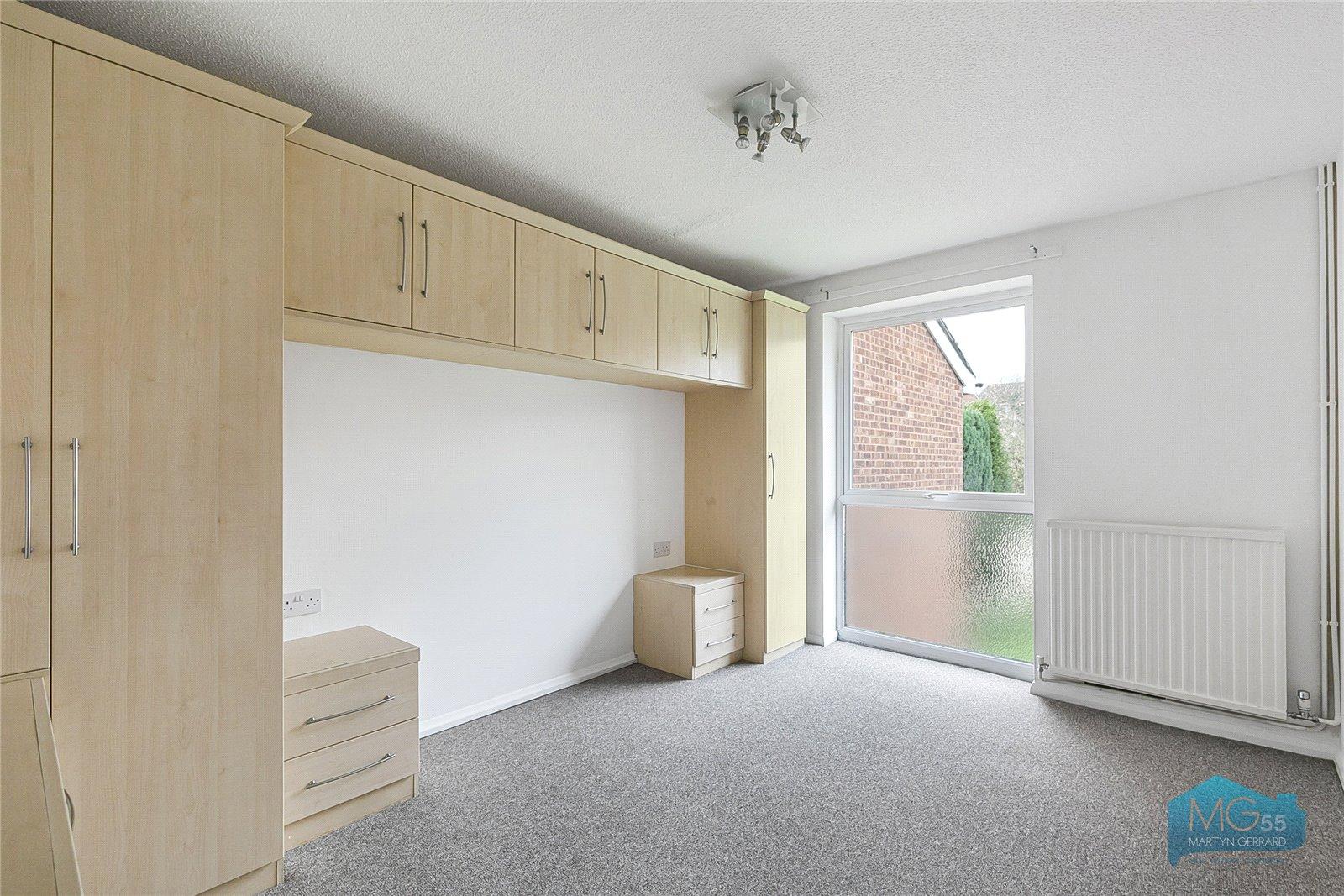 2 bedroom Apartment to rent - Martyn Gerrard