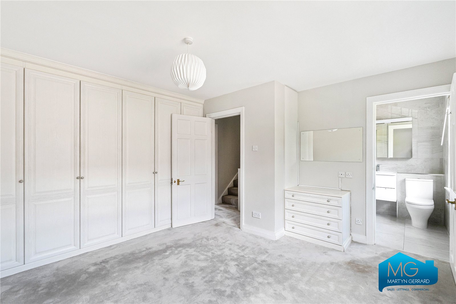 4 bedroom Terraced House to rent - Martyn Gerrard