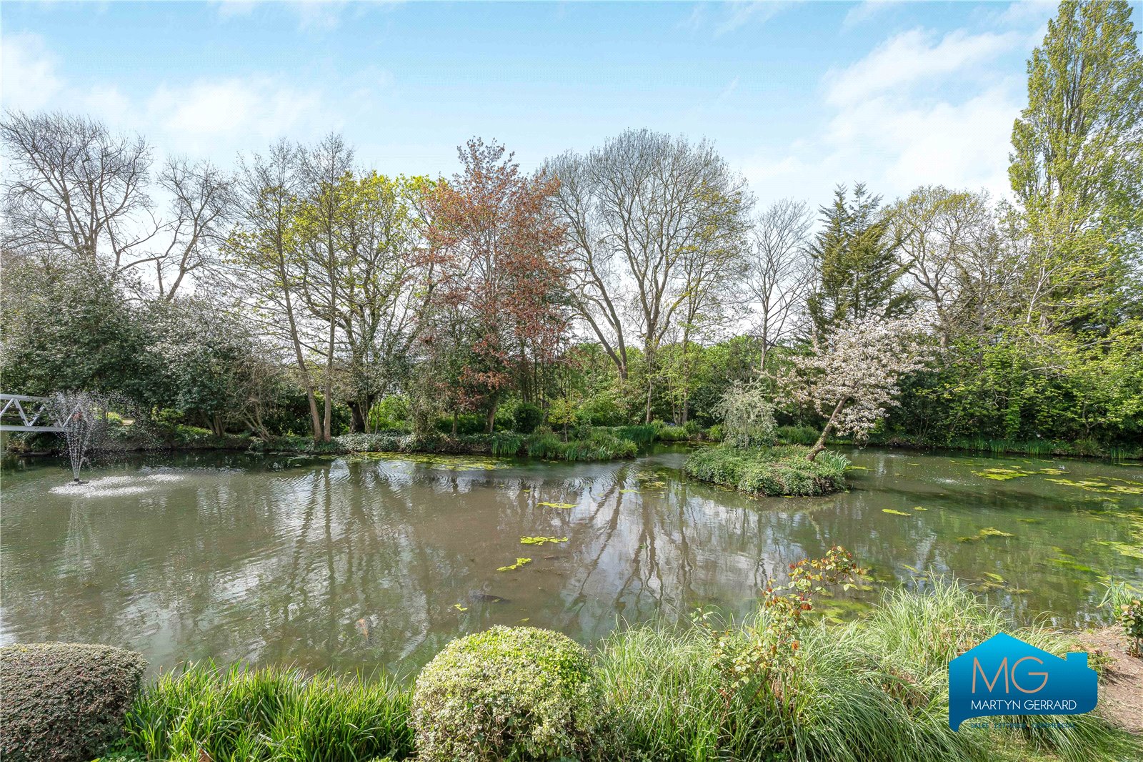 4 bedroom Terraced House to rent - Martyn Gerrard