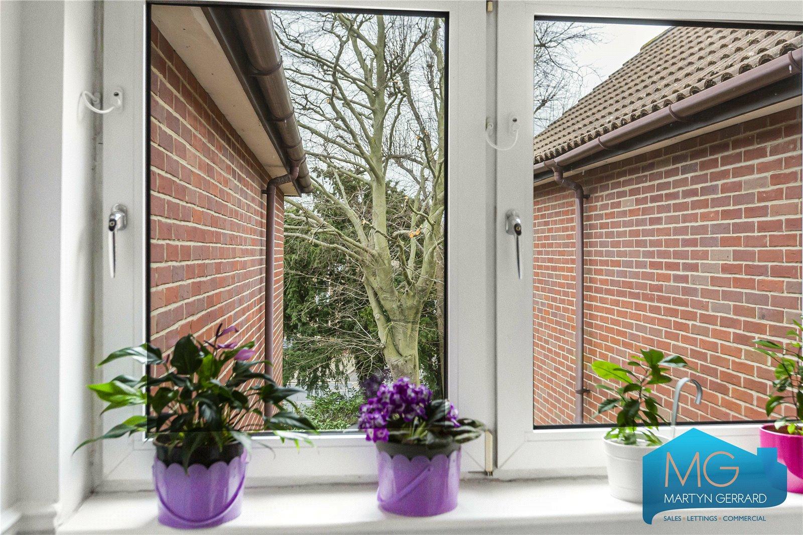 2 bedroom Apartment to rent - Martyn Gerrard