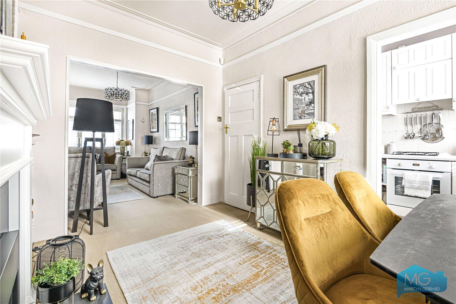 3 bedroom End of Terrace House for sale - Martyn Gerrard