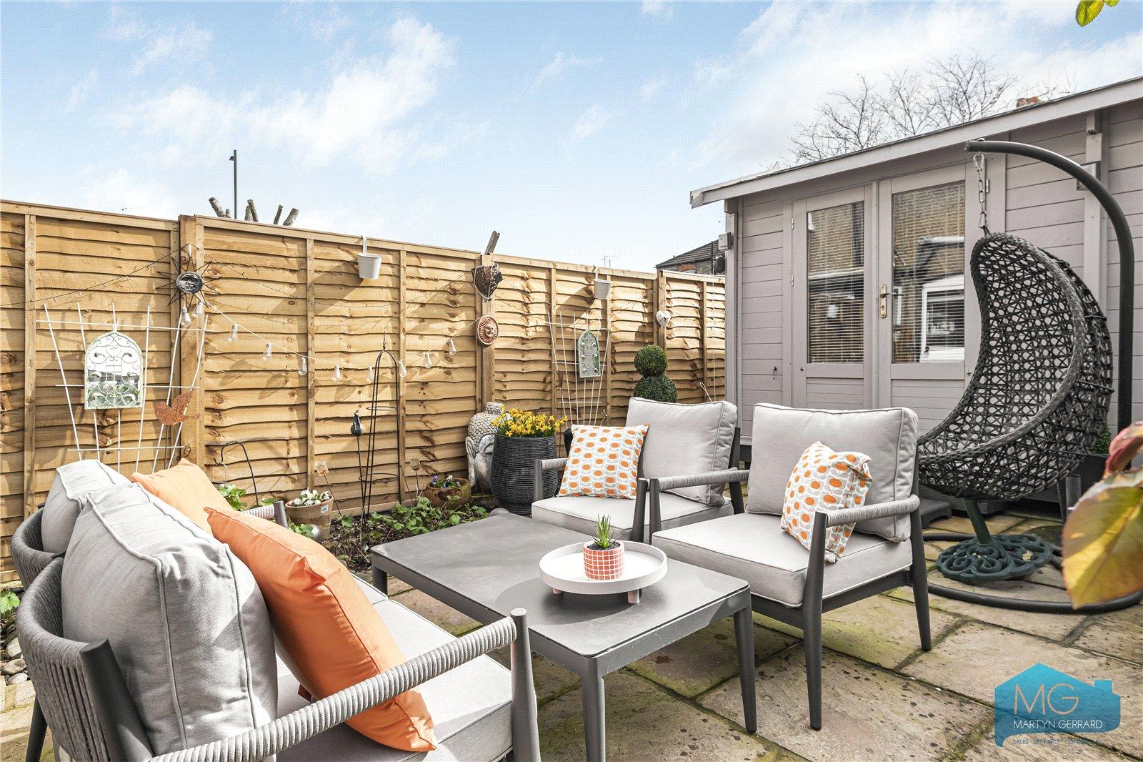 3 bedroom End of Terrace House for sale - Martyn Gerrard