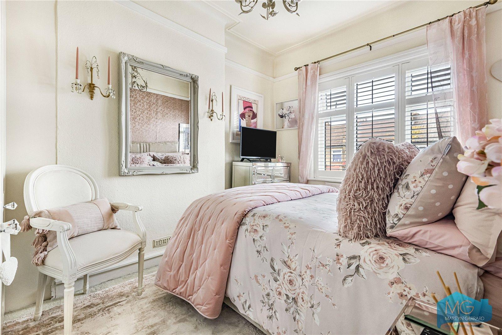 3 bedroom End of Terrace House for sale - Martyn Gerrard