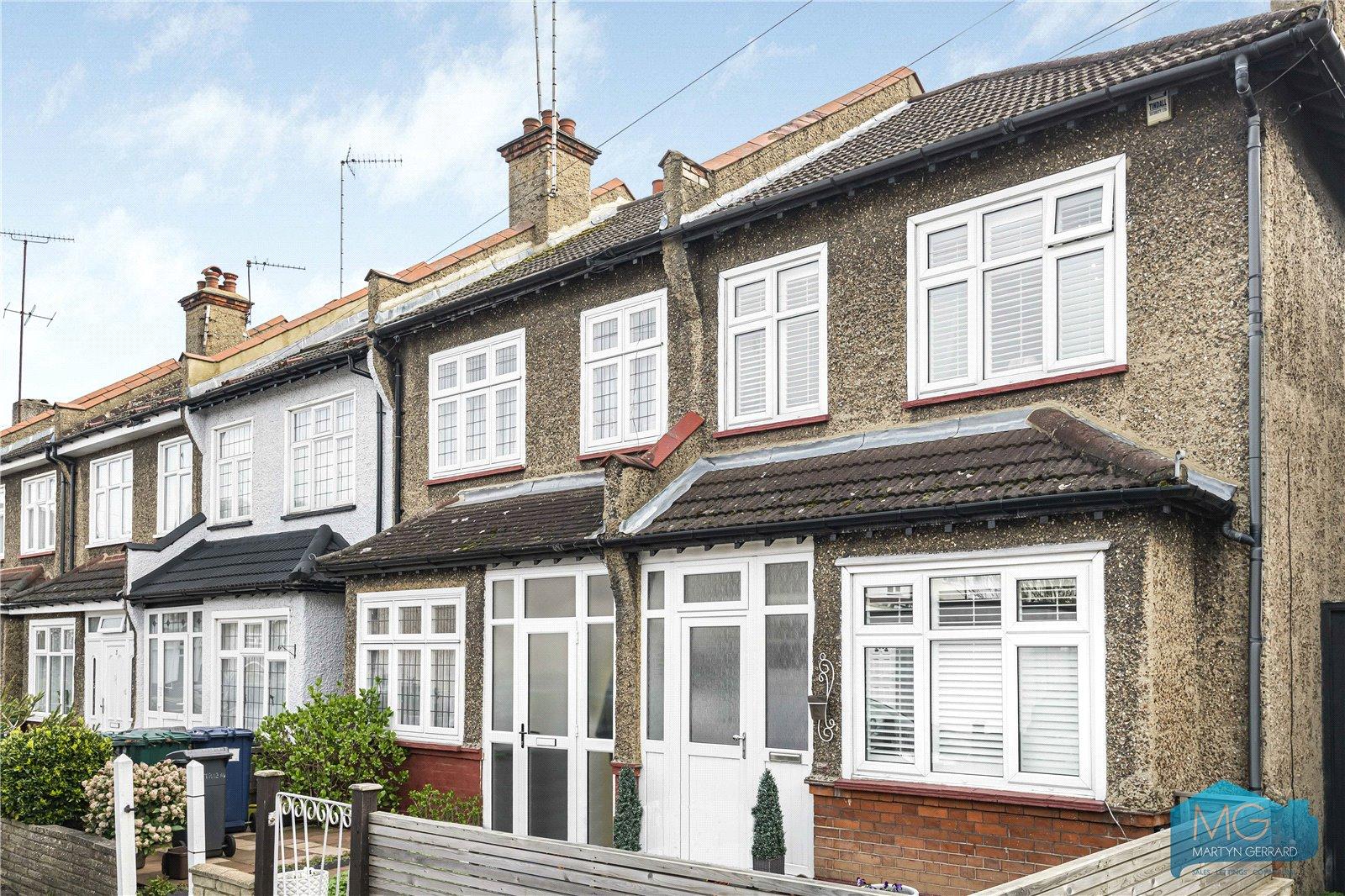3 bedroom End of Terrace House for sale - Martyn Gerrard