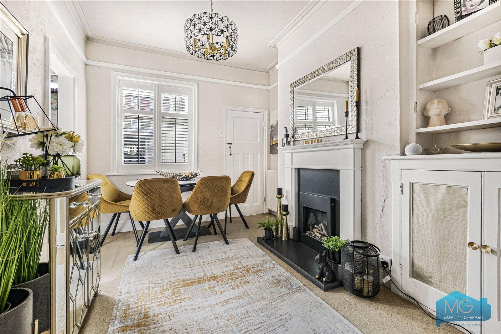 3 bedroom End of Terrace House for sale - Martyn Gerrard