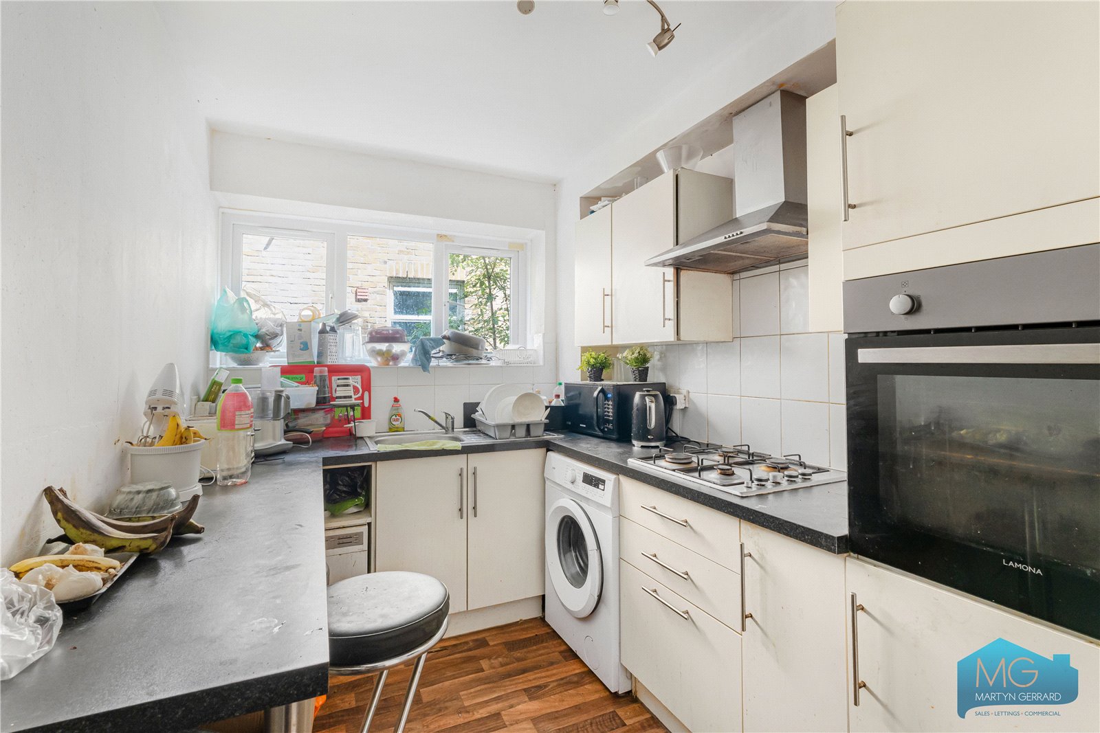 2 bedroom Ground Floor Flat for sale + ' - Martyn Gerrard