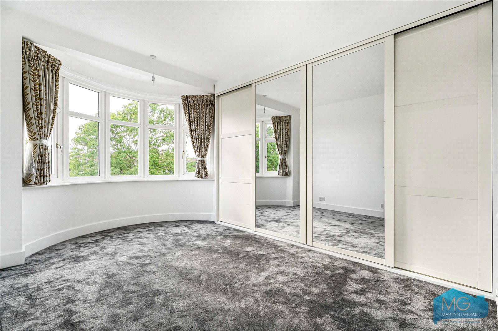 4 bedroom Semi-Detached House for sale - Martyn Gerrard