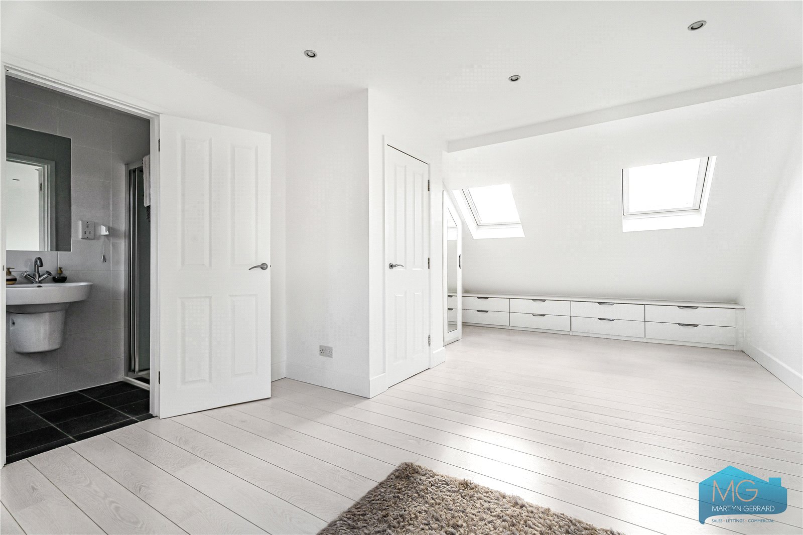 4 bedroom Semi-Detached House for sale - Martyn Gerrard