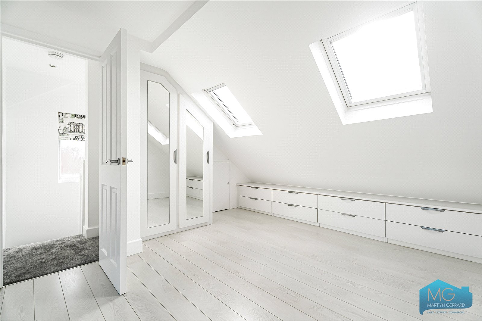 4 bedroom Semi-Detached House for sale - Martyn Gerrard