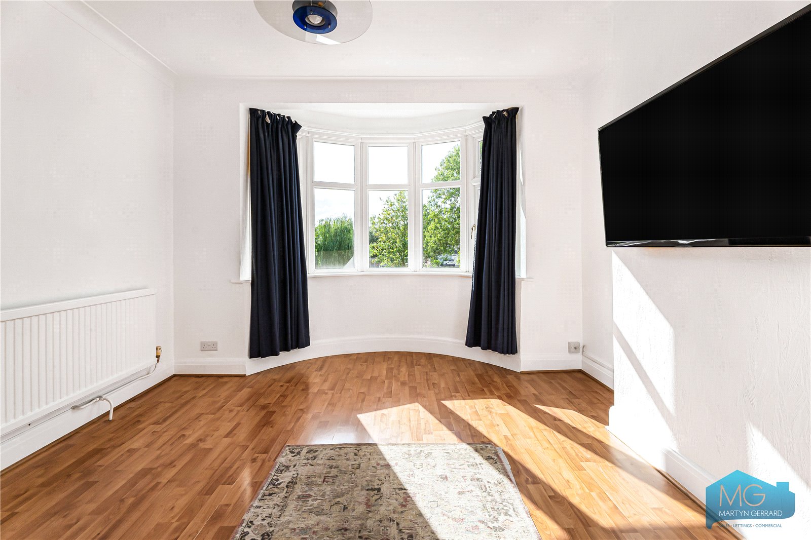 4 bedroom Semi-Detached House for sale - Martyn Gerrard