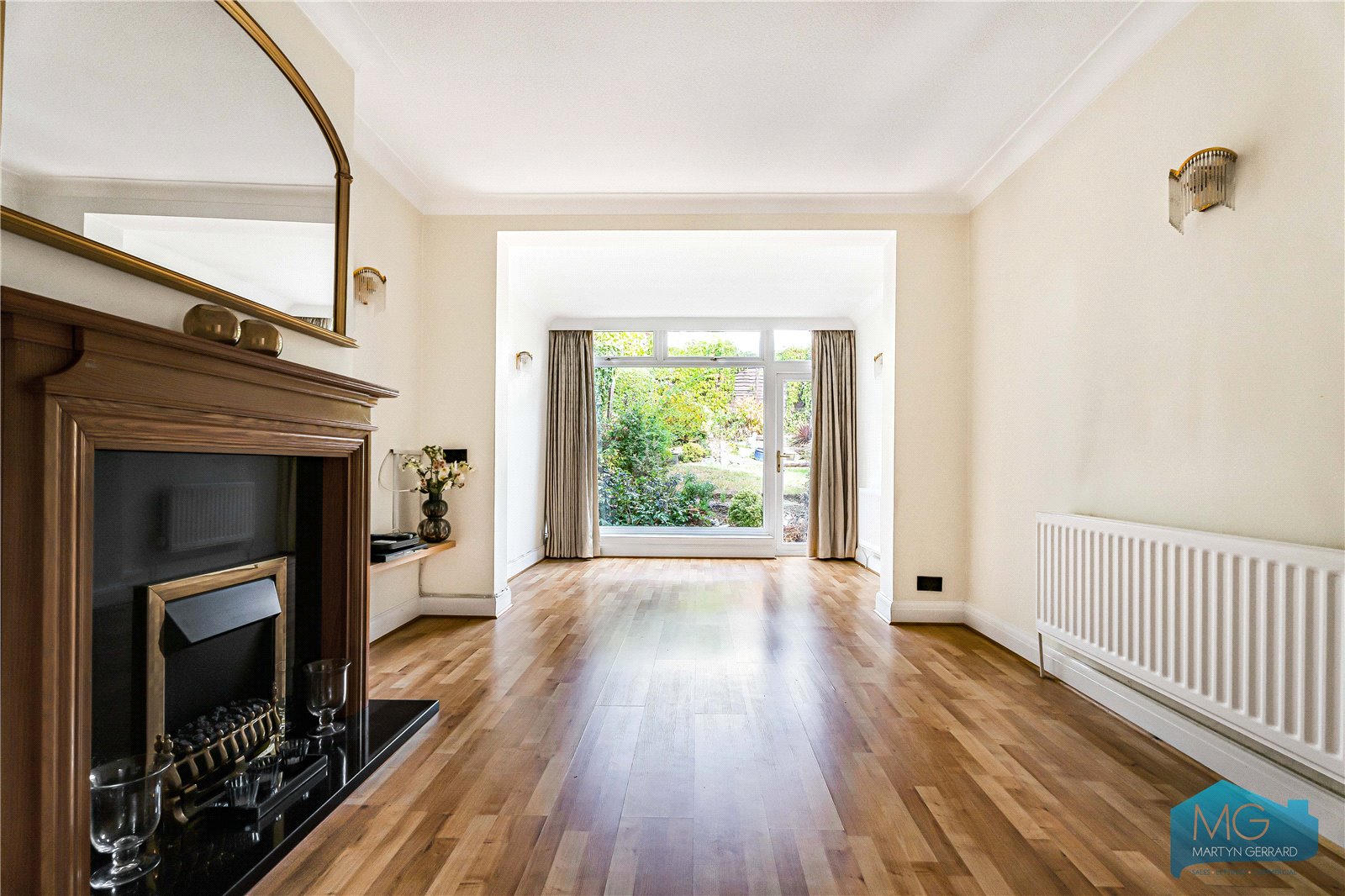 4 bedroom Semi-Detached House for sale - Martyn Gerrard