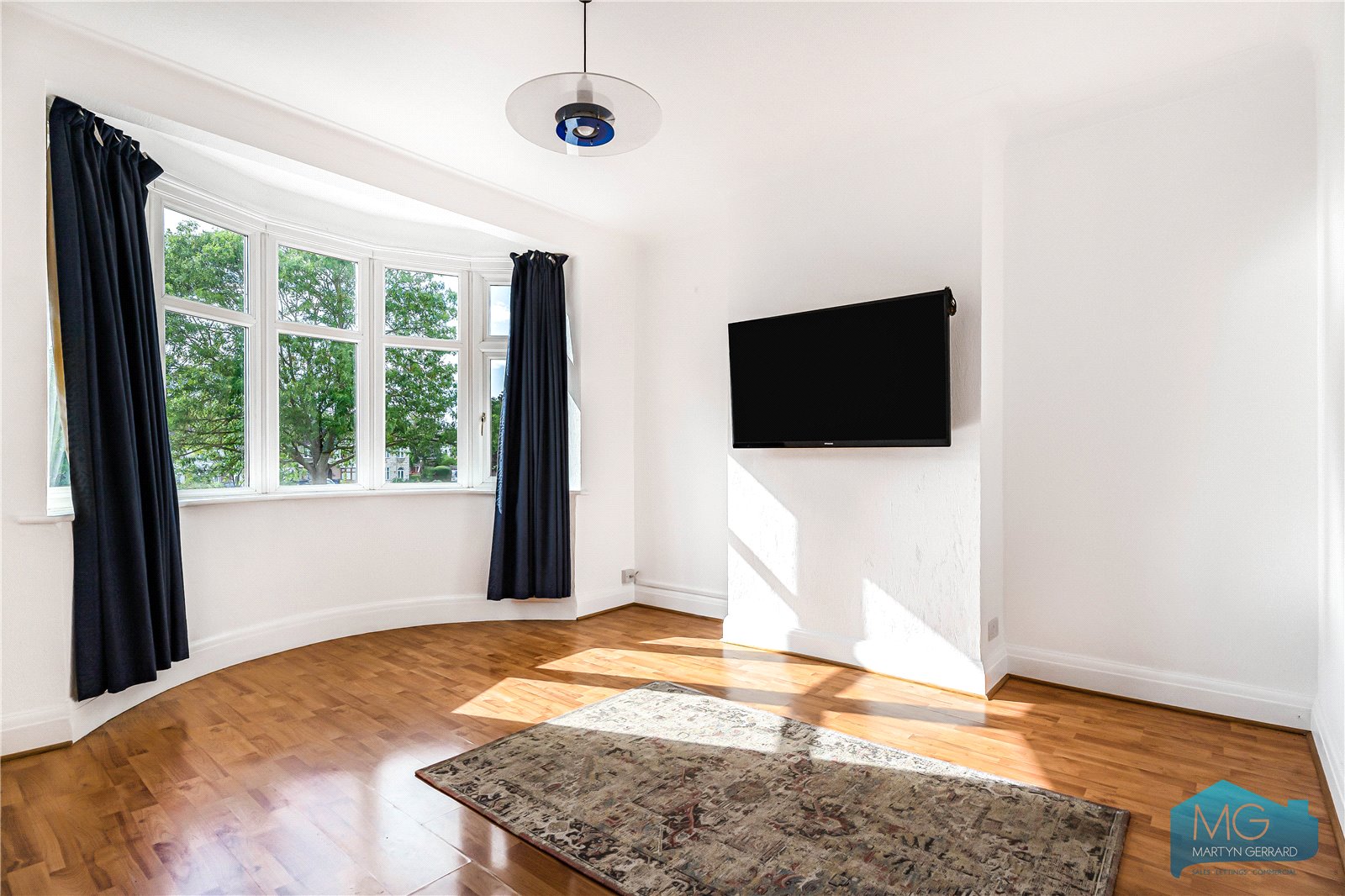 4 bedroom Semi-Detached House for sale - Martyn Gerrard