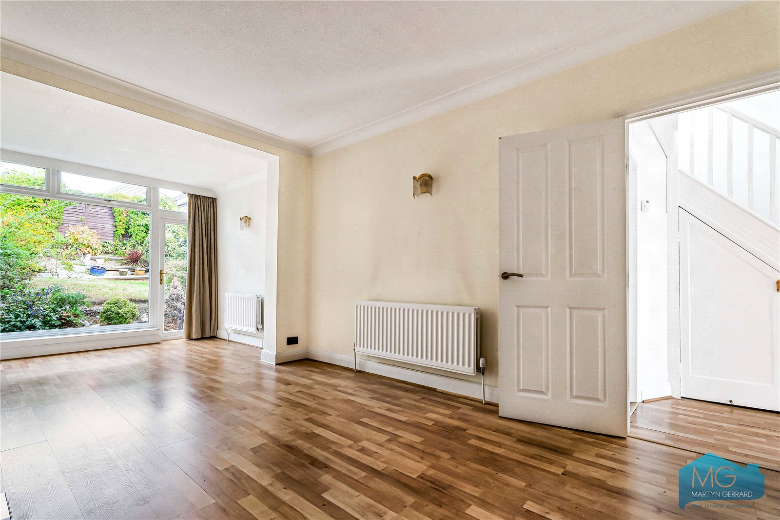 4 bedroom Semi-Detached House for sale - Martyn Gerrard