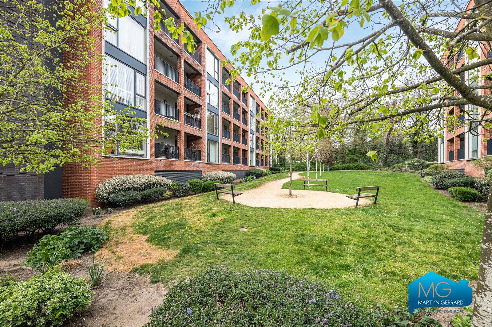 1 bedroom Ground Floor Flat to rent - Martyn Gerrard