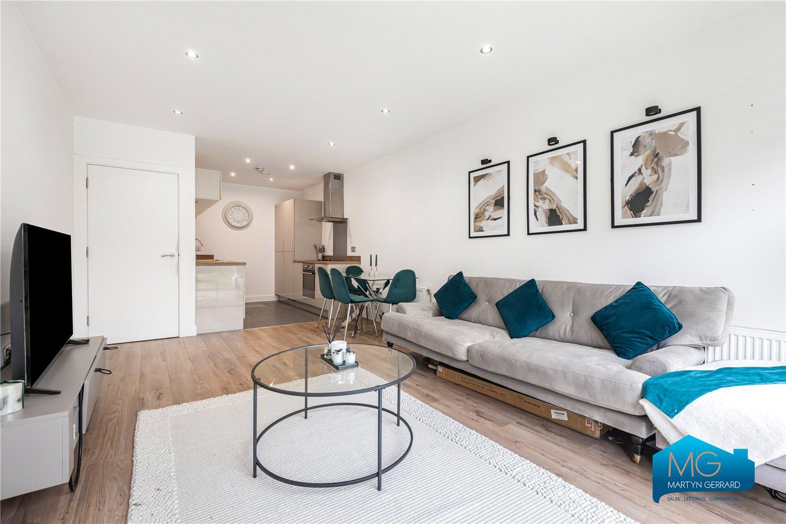 1 bedroom Ground Floor Flat to rent - Martyn Gerrard