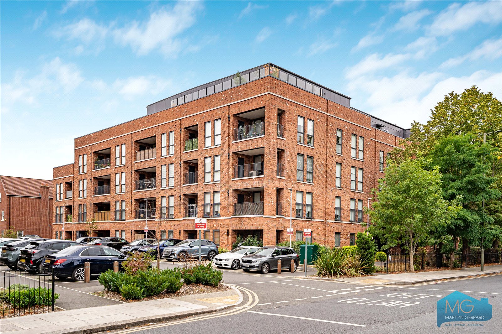 1 bedroom Apartment for sale - Martyn Gerrard
