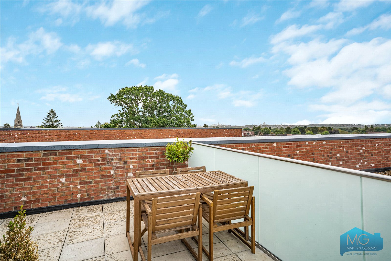 1 bedroom Apartment for sale - Martyn Gerrard