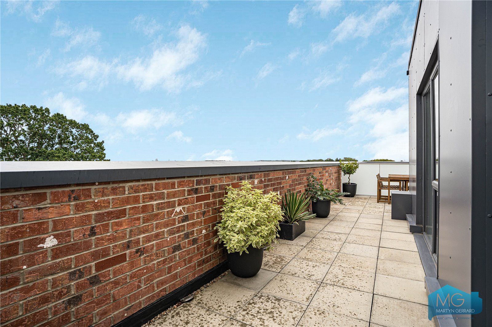1 bedroom Apartment for sale - Martyn Gerrard