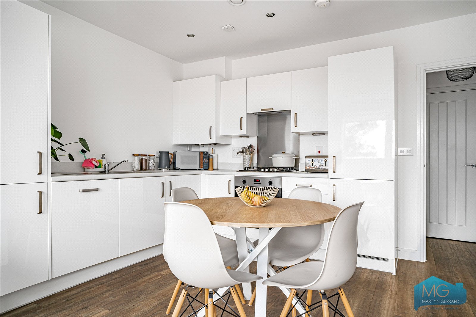 1 bedroom Apartment for sale - Martyn Gerrard