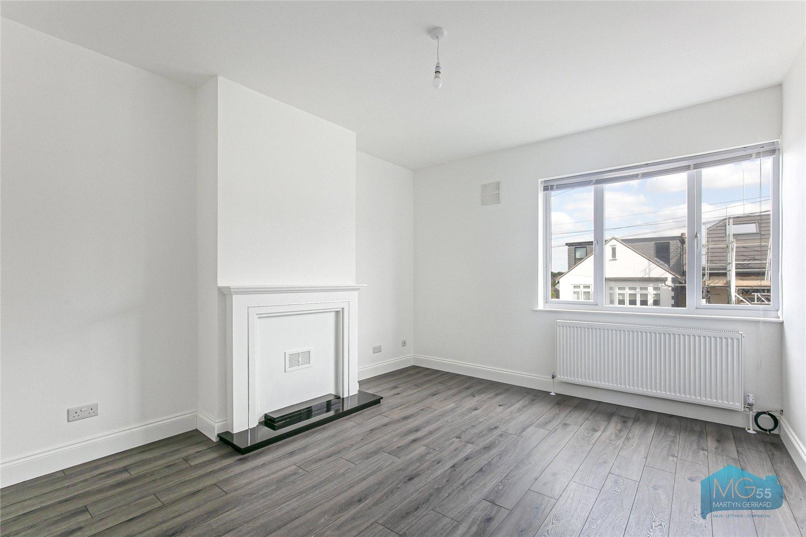 2 bedroom Apartment for sale - Martyn Gerrard