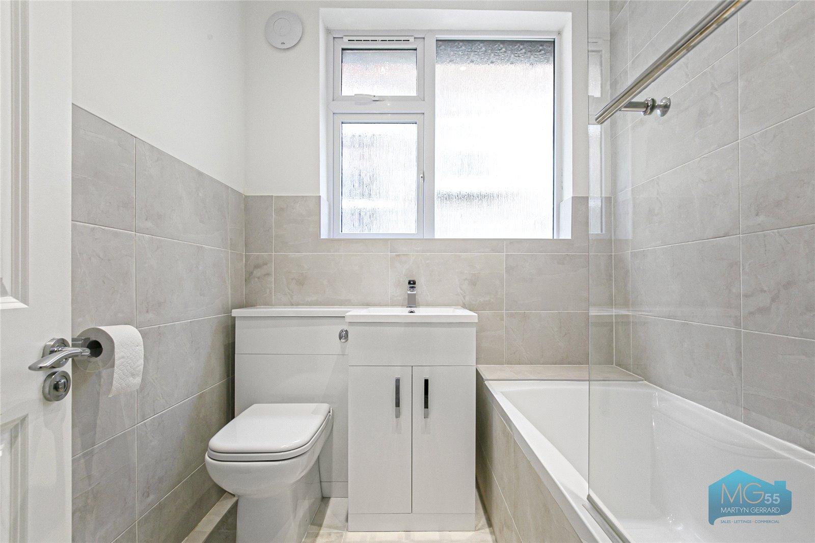 2 bedroom Apartment for sale - Martyn Gerrard