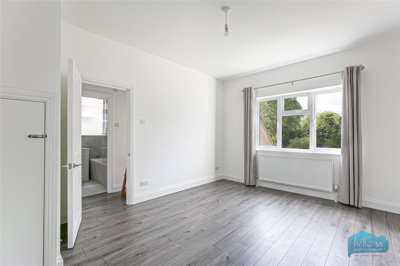 2 bedroom Apartment for sale - Martyn Gerrard
