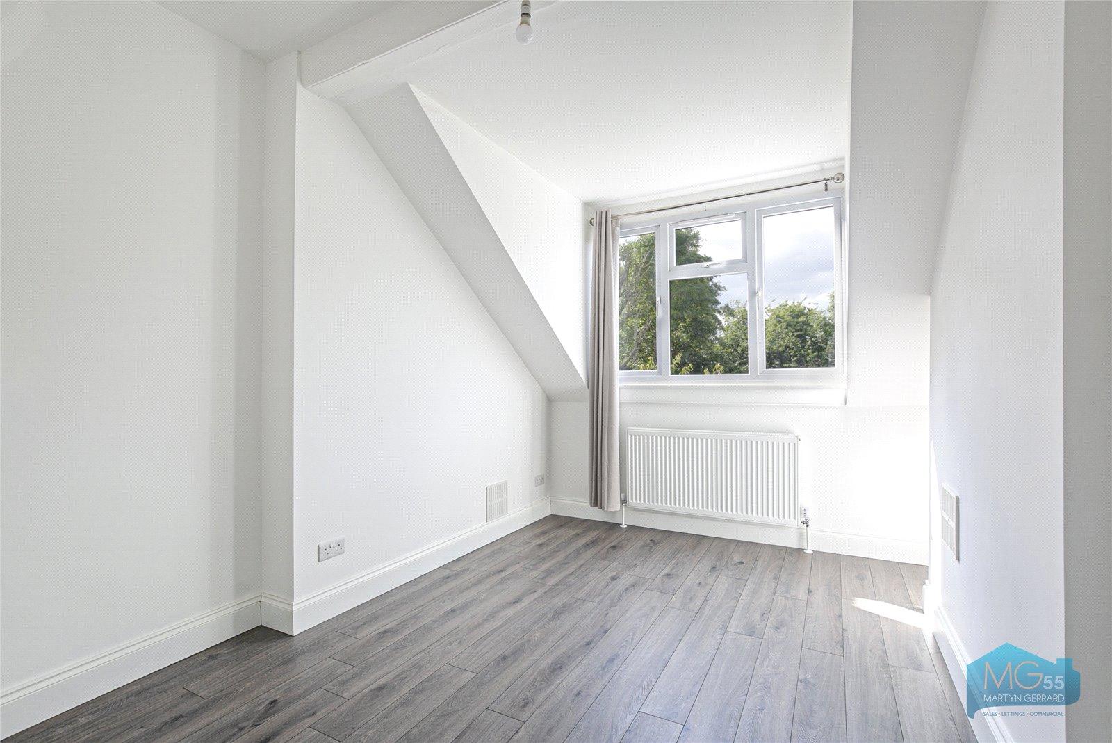 2 bedroom Apartment for sale - Martyn Gerrard